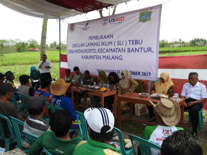 ID 00512: Hasil Panen Menurun, Desa Wonokerto Gelar Sekolah Lapang Iklim Tebu