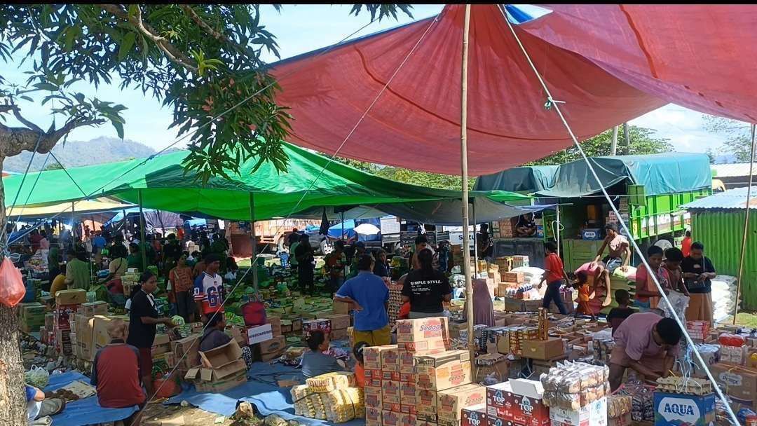 ID 00792: BUMDes Husarbinan Menata Pasar Haekesak dan Mengelola Cabai Lokal guna Meningkatkan Pendapatan Asli Desa Tohe secara Signifikan