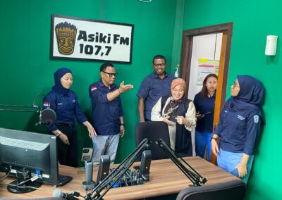 ID 01032: Asiki FM Boven Digoel Hadirkan Radio Komunitas dan Menerangi Pedalaman Papua lewat Udara