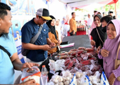 ID 00973: Koperasi Kelurahan Merah Putih Tukangkayu Sediakan Bahan Pokok Murah untuk Menstabilkan Harga Pasar